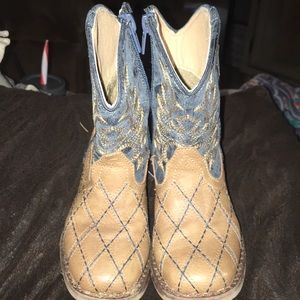 Infants size 6 Roper Boots